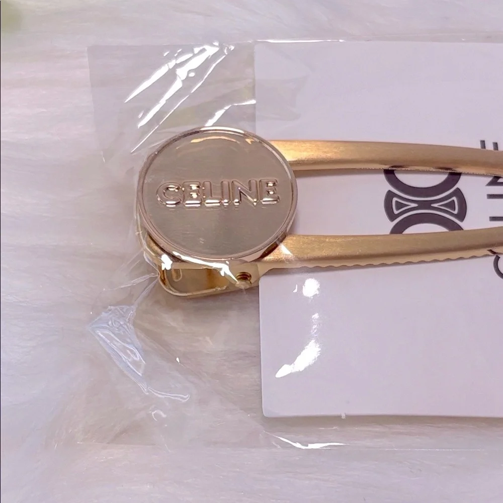 Celine Beauté‎ Gold Hair Clip